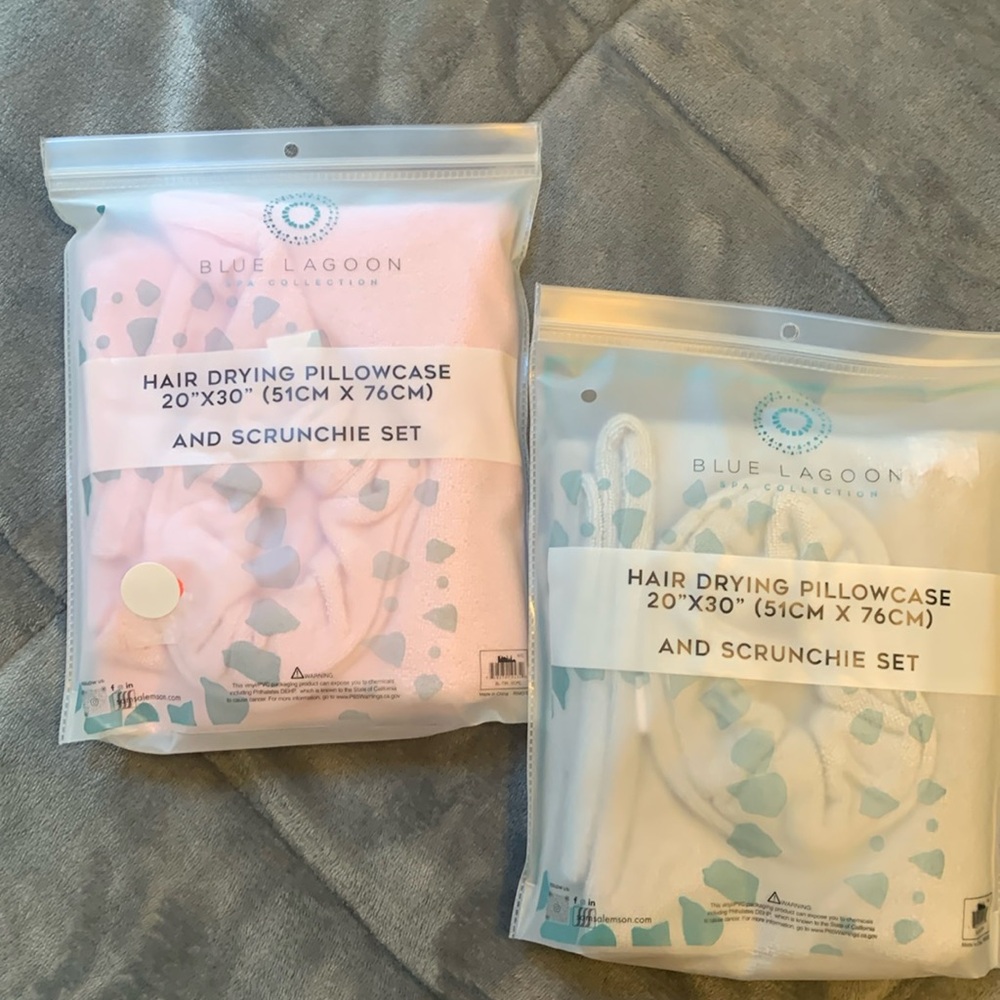 Hair drying pillowcase and scrunchie set - brand new.